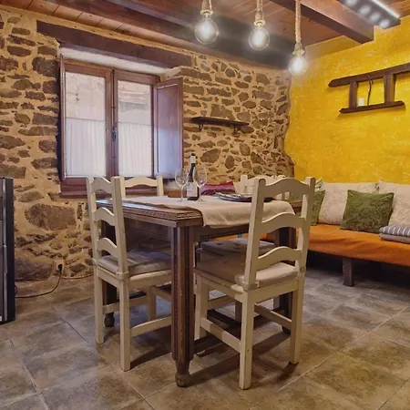 Casa De El Respiro Del Bierzo Holiday home *