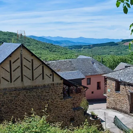 Casa De El Respiro Del Bierzo Holiday home