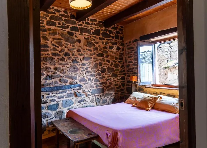 Vakantiehuis Casa De Sardom3 Bembibre (Castile and Leon)